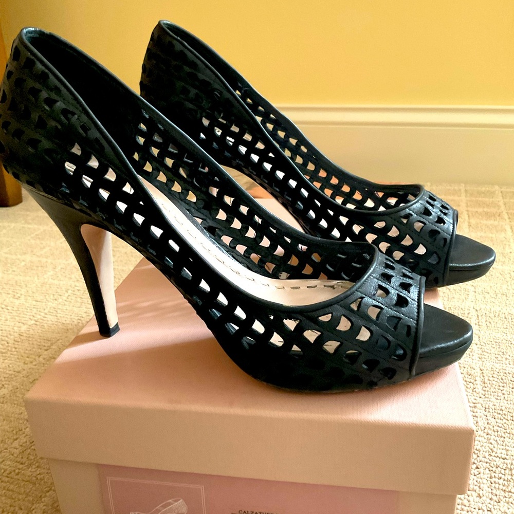 MiuMiu pumps, 9
